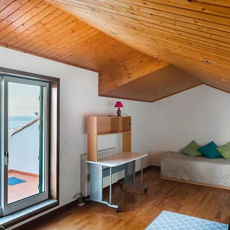 Semesterbostad Gelfa House *